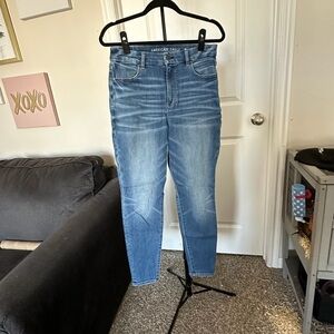 Curvy Super High-Rise American Eagle Jeggings Next Level Stretch